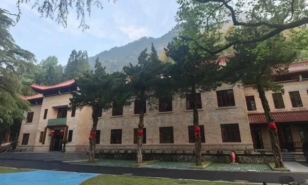 工疗1号休养楼图片_副本.jpg